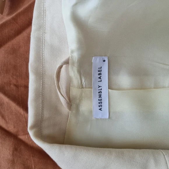 Assembly Label Cream Blazer - Picture 5 of 9